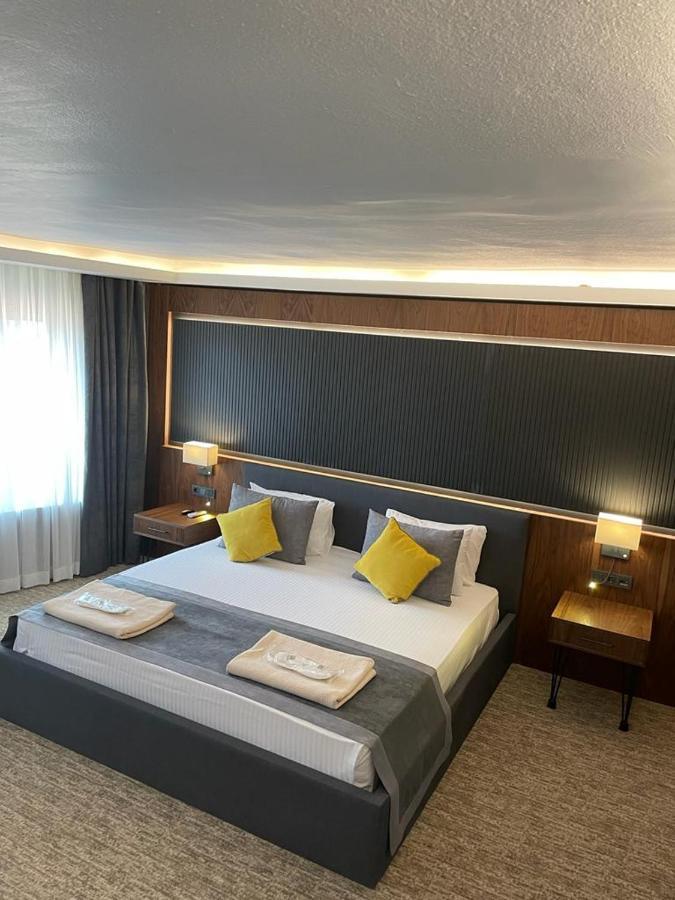 Uk Ankara Hotel Exterior photo