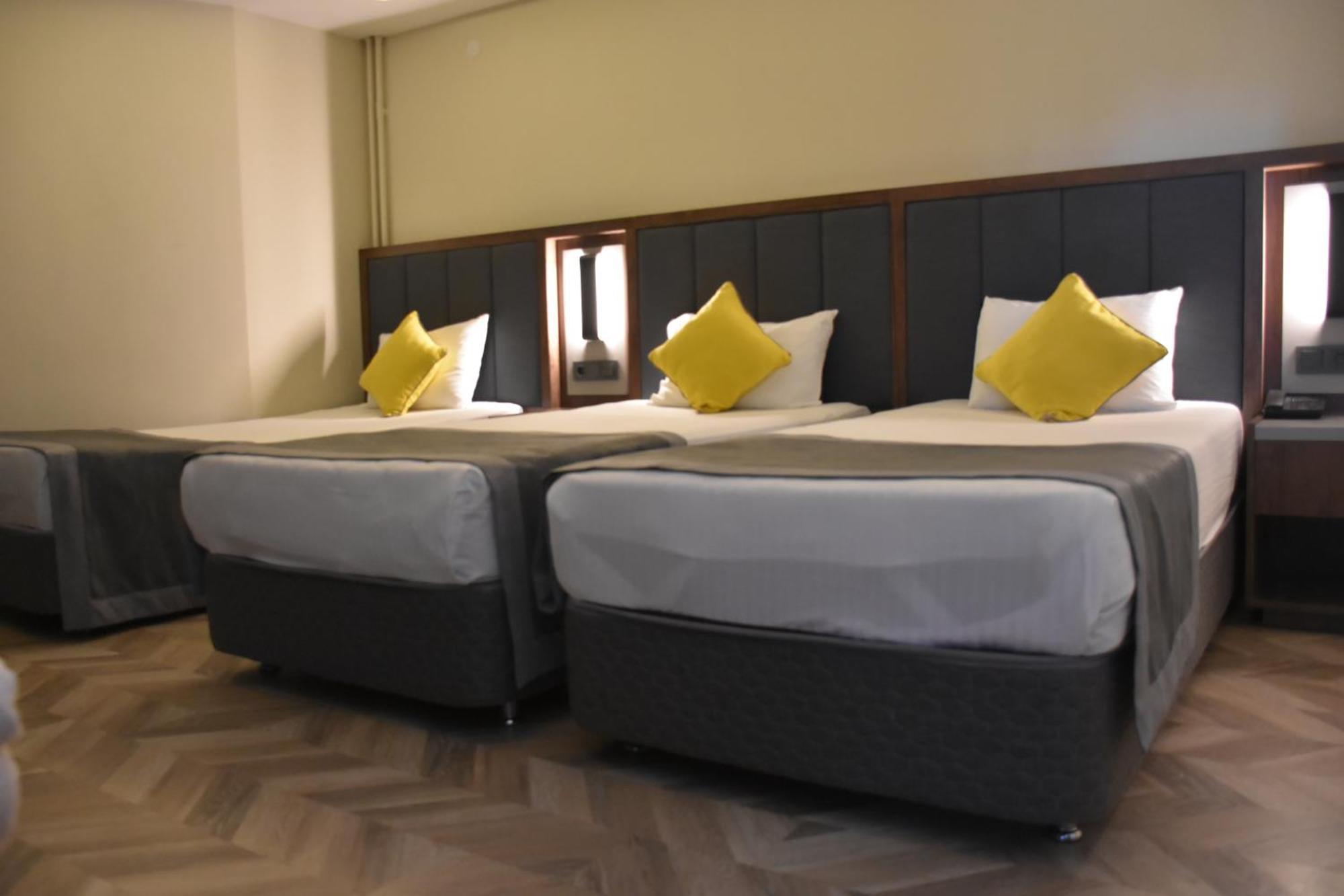 Uk Ankara Hotel Exterior photo
