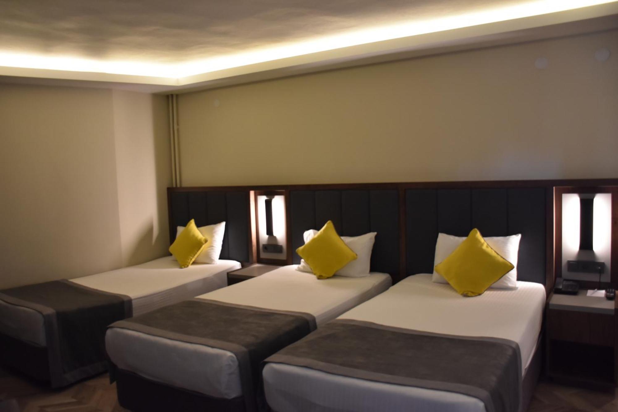 Uk Ankara Hotel Exterior photo